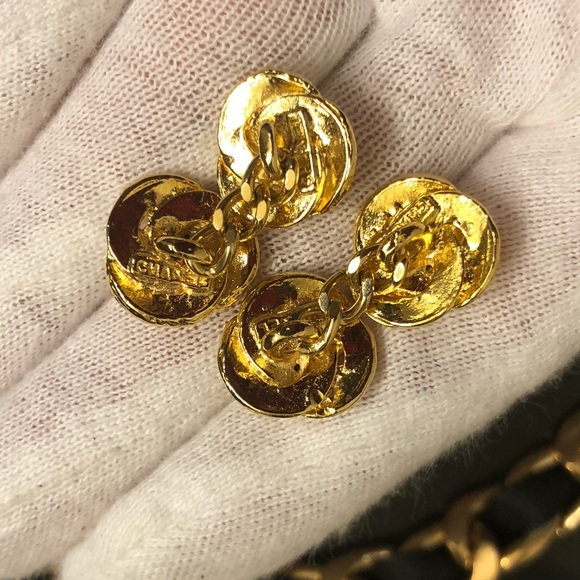 Authentic CHANEL Camellia Flower Gold Cuff Links - Picture 5 of 8